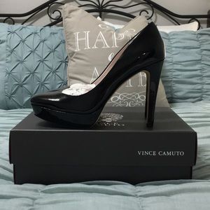 Vince Camuto Black Patent VC-Pran 9